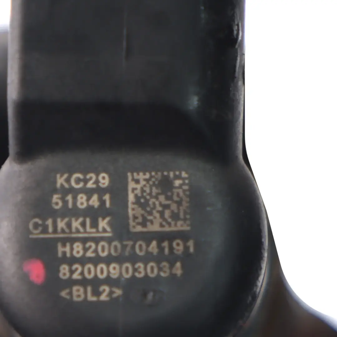 Injector Renault Scenic III Megane III 1.5 dCi Diesel Nozzle to Fuel with Part number 8200903034 Fuel Injector Renault Scenic III Megane III 1.5 dCi Diesel Nozzle - SKU 8200903034 - Part number 8200903034