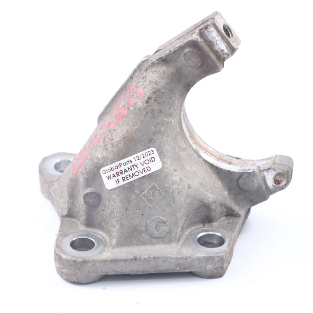 Supporto albero di trasmissione Montaggio per Renault Master III 2.3 DCi con numero di parte 8200904226 Renault Master III 2.3 DCi Supporto albero di trasmissione Montaggio - SKU 8200904226 - Numero di parte 8200904226