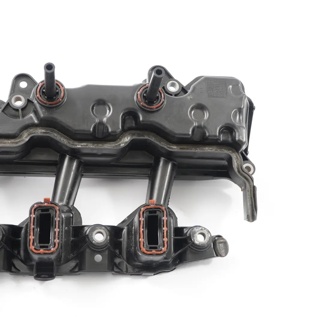 Intake Breather Manifold to Renault Trafic II 2.0 DCI Master III 2.3 Air with Part number 8200924262 Renault Trafic II 2.0 DCI Master III 2.3 Air Intake Breather Manifold - SKU 8200924262 - Part number 8200924262