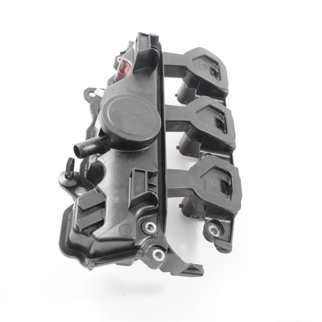 Collettore di sfiato aria per Renault Trafic II 2.0 DCI Master III 2.3 con numero di parte 8200924262 Renault Trafic II 2.0 DCI Master III 2.3 Collettore di sfiato aria - SKU 8200924262 - Numero di parte 8200924262