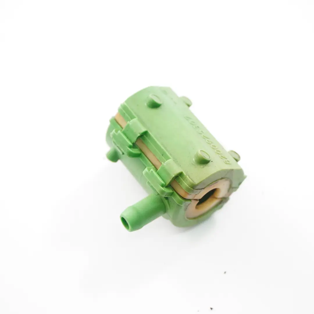 Connettore tubo carburante per Renault Trafic II 2.0 DCI Master III 2.3 con numero di parte 8200925307 Renault Trafic II 2.0 DCI Master III 2.3 Connettore tubo carburante - SKU 8200925307 - Numero di parte 8200925307