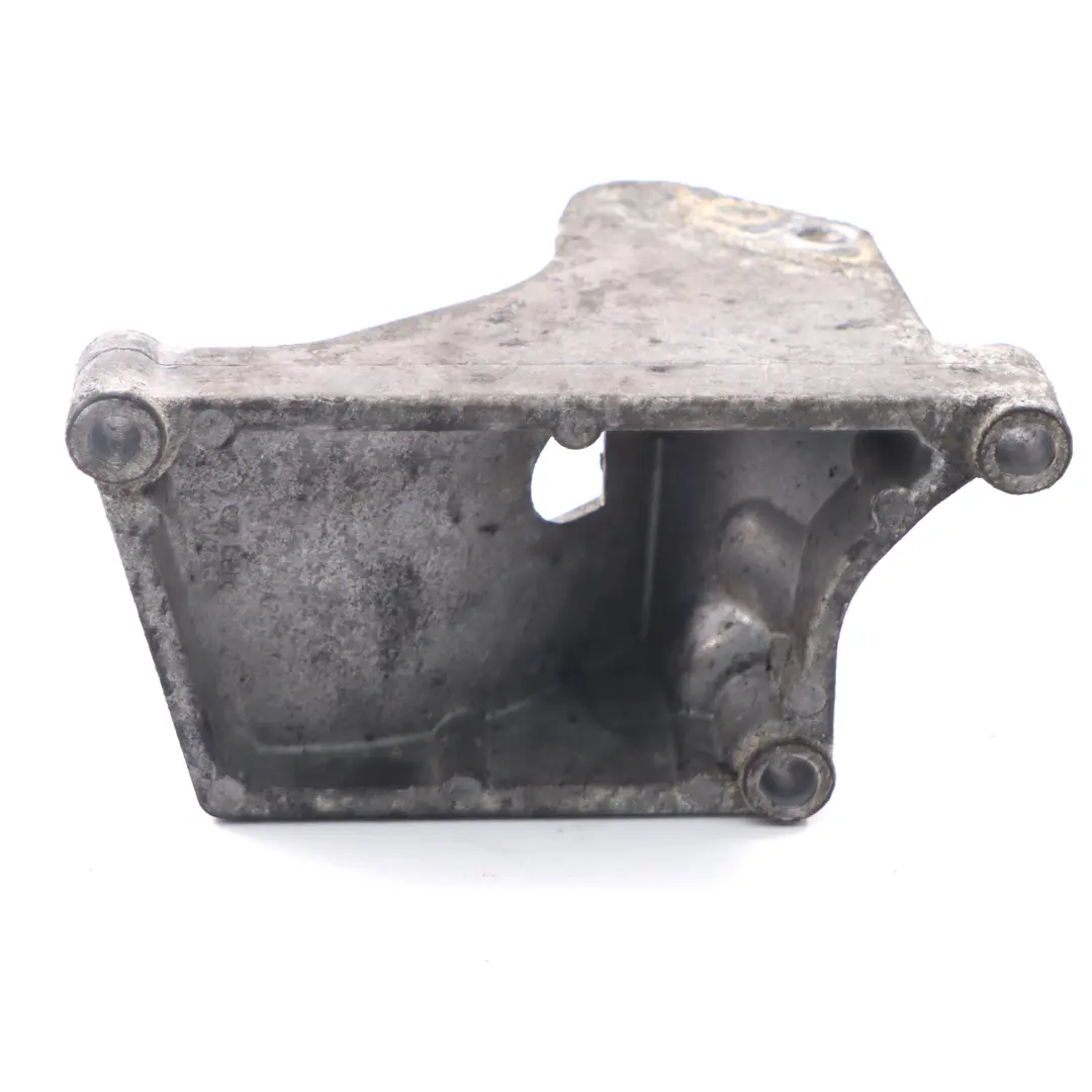 Mount Bracket Holder to Renault Master 2 Movano A 2.5 DCI Engine with Part number 8200931250 Renault Master 2 Movano A 2.5 DCI Engine Mount Bracket Holder - SKU 8200931250 - Part number 8200931250