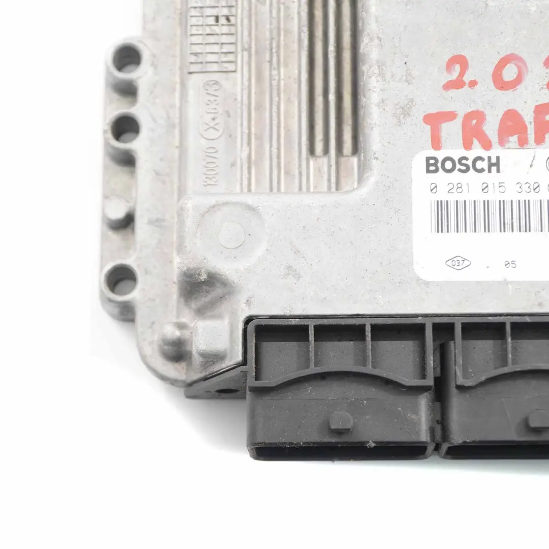 M9R 2.0 DCI Módulo Unidad Control Motor ECU Manual para Renault Trafic F83 con número de pieza 8200935115 Renault Trafic F83 M9R 2.0 DCI Módulo Unidad Control Motor ECU Manual - SKU 8200935115 - Número de pieza 8200935115