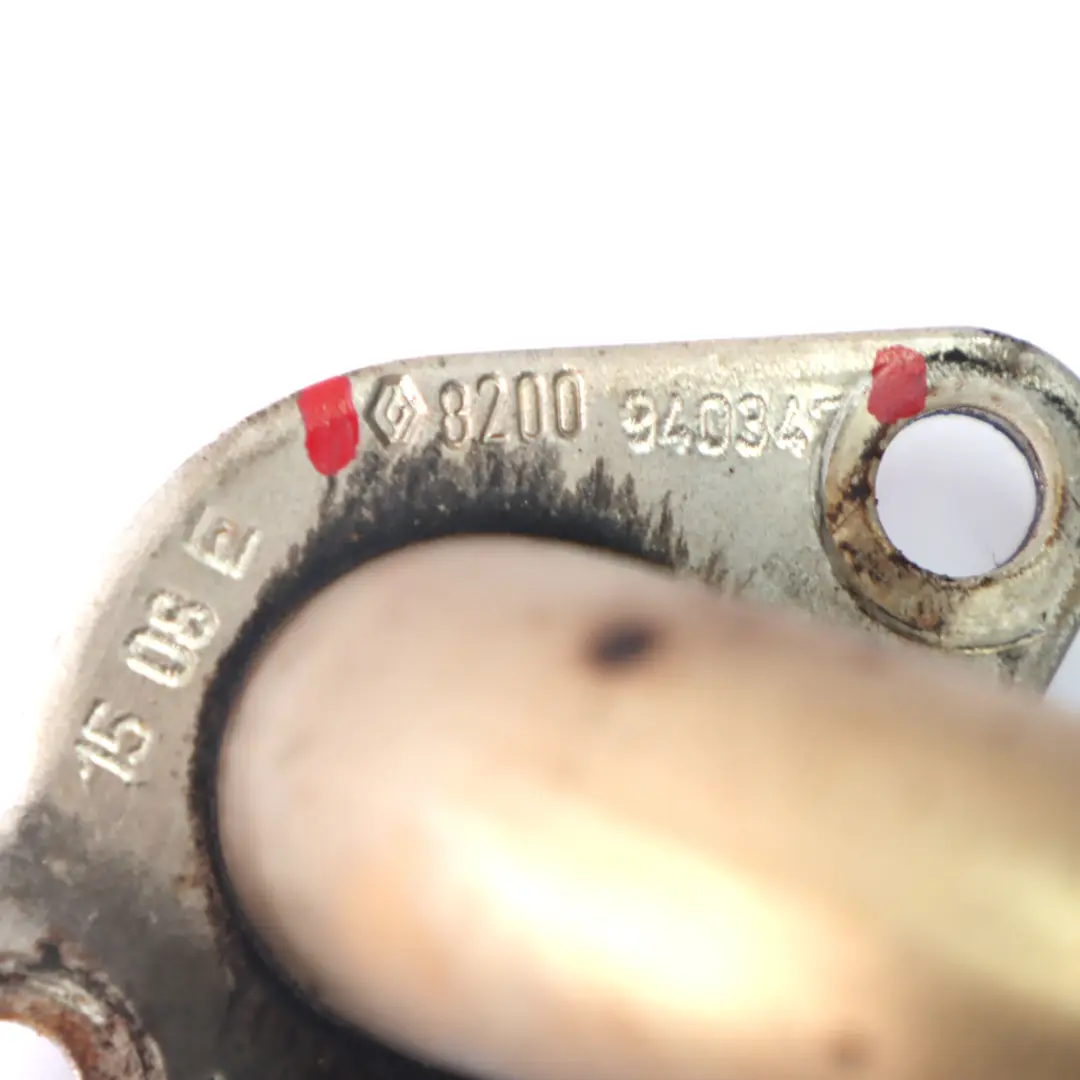 Ligne vannes de la tuyauterie EGR du moteur pour Renault Trafic II 2.0 DCI à propos du numéro de pièce 820094034 Renault Trafic II 2.0 DCI Ligne vannes de la tuyauterie EGR du moteur - SKU 820094034 - Numéro de pièce 820094034