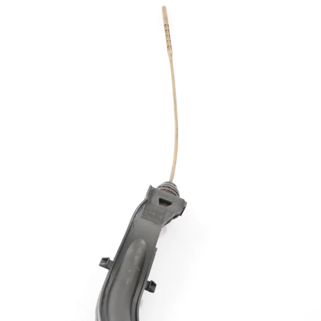 Oil Dipstick Level Tube Guide Cap to Renault Trafic Vauxhall Vivaro with Part number 8200949932 Renault Trafic Vauxhall Vivaro Oil Dipstick Level Tube Guide Cap - SKU 8200949932 - Part number 8200949932