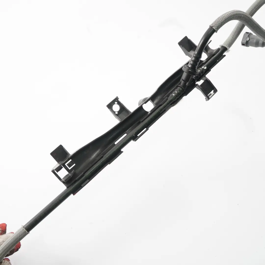 Tubo de combustible diesel para Renault Trafic II Opel Vivaro A 2.0 DCI con número de pieza 8200950286 Renault Trafic II Opel Vivaro A 2.0 DCI Tubo de combustible diesel - SKU 8200950286 - Número de pieza 8200950286