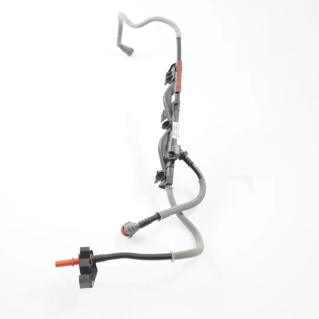 Tubo flessibile linea carburante per Renault Trafic II Vivaro A 2.0 DCI con numero di parte 8200950286 Renault Trafic II Vivaro A 2.0 DCI Tubo flessibile linea carburante - SKU 8200950286 - Numero di parte 8200950286