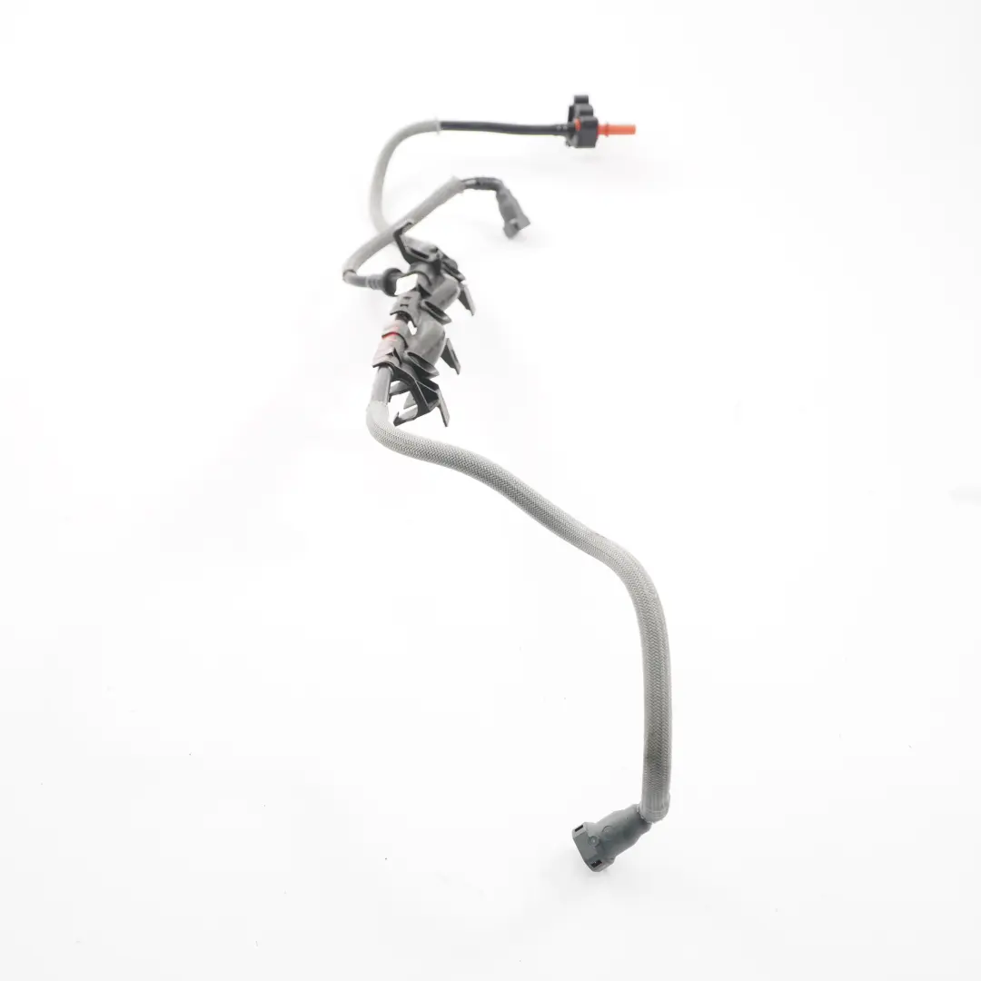 Tuyau d'alimentation Ligne pour Renault Trafic II Opel Vivaro A 2.0 DCI à propos du numéro de pièce 8200950286 Renault Trafic II Opel Vivaro A 2.0 DCI Tuyau d'alimentation Ligne - SKU 8200950286 - Numéro de pièce 8200950286