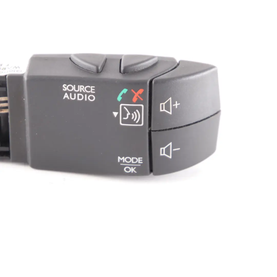 Renault Trafic Radio Volume Control Stalk Switch Arm Unit - SKU 8200950420 - Part number 8200950420