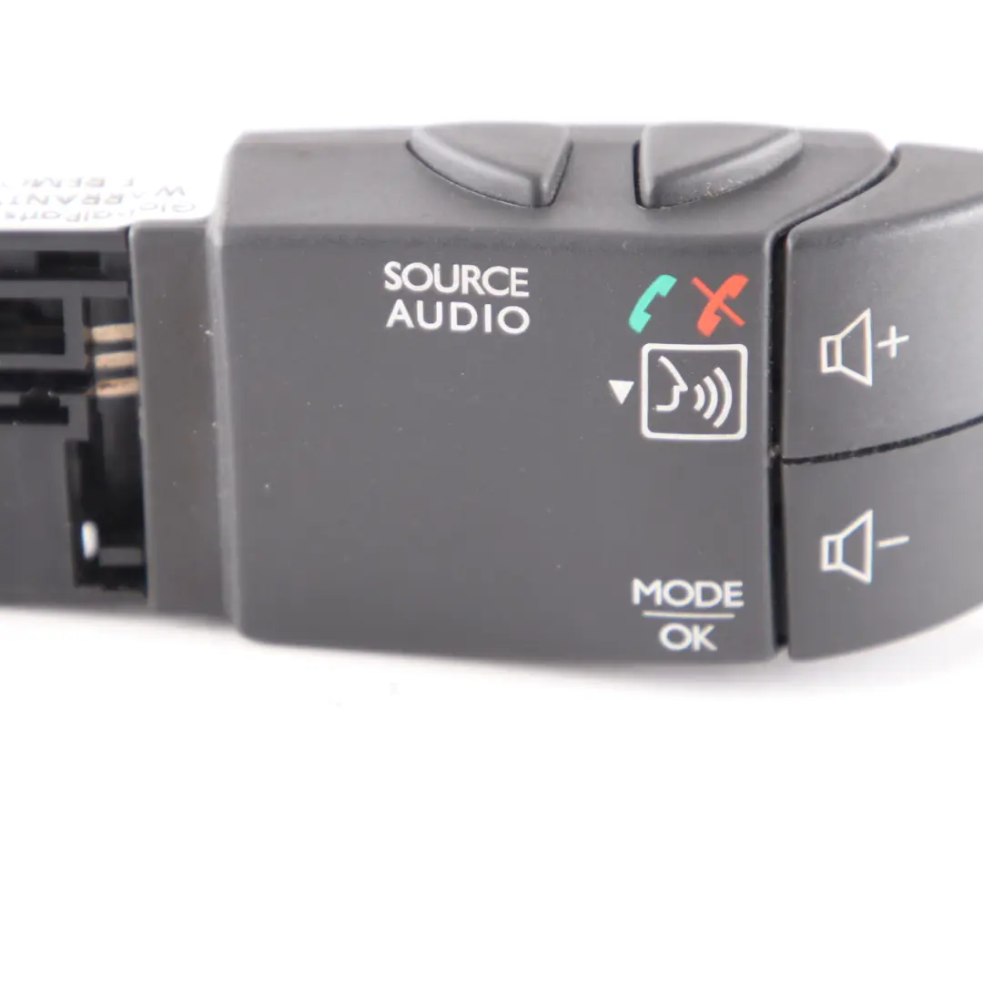 Renault Trafic Radio Volume Control Stalk Switch Arm Unit - SKU 8200950420 - Part number 8200950420