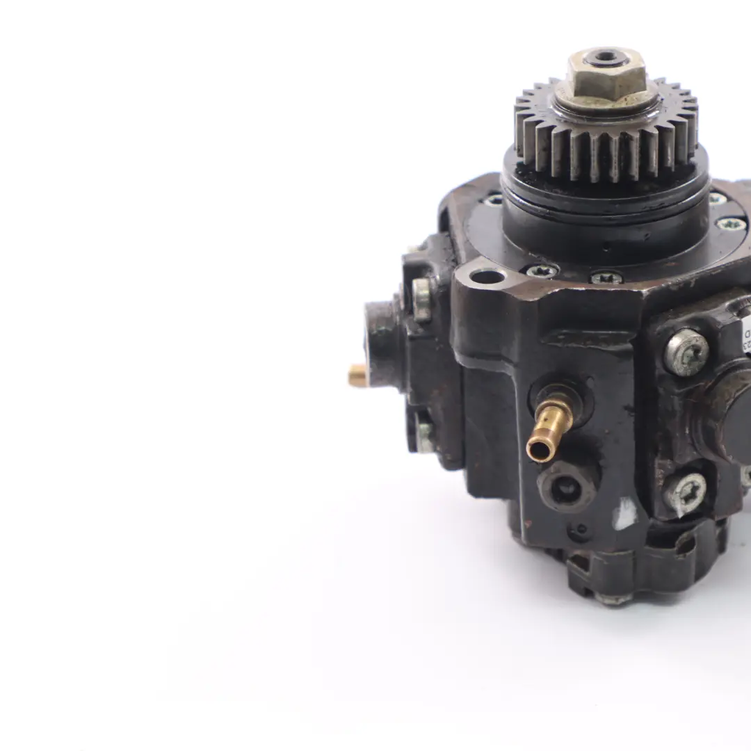 Pompa carburante iniezione ad alta pressione per Renault Trafic II Vivaro A 2.0 DCi con numero di parte 8200950493 Renault Trafic II Vivaro A 2.0 DCi Pompa carburante iniezione ad alta pressione - SKU 8200950493 - Numero di parte 8200950493