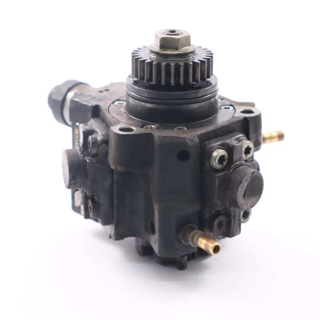 Pompe à essence à injection haute pression pour Renault Trafic II 2.0 DCi à propos du numéro de pièce 8200950493 Renault Trafic II 2.0 DCi Pompe à essence à injection haute pression - SKU 8200950493 - Numéro de pièce 8200950493