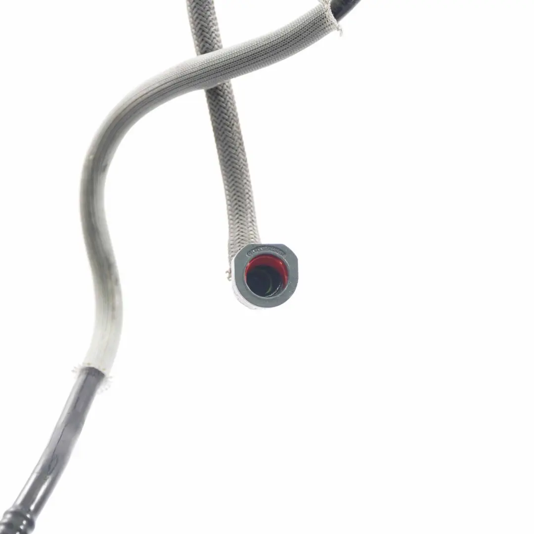 Tuyau d'alimentation en carburant pour Renault Trafic II 2.0 DCI Diesel à propos du numéro de pièce 8200950743 Renault Trafic II 2.0 DCI Diesel Tuyau d'alimentation en carburant - SKU 8200950743 - Numéro de pièce 8200950743