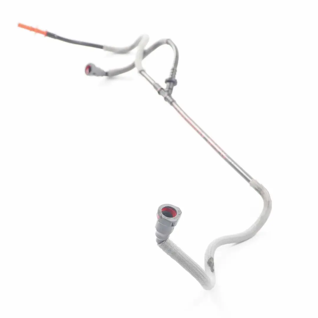 Hose Pipe to Fuel Line Renault Trafic II 2.0 DCI Diesel Fuel Line with Part number 8200950743 Fuel Line Renault Trafic II 2.0 DCI Diesel Fuel Line Hose Pipe - SKU 8200950743 - Part number 8200950743