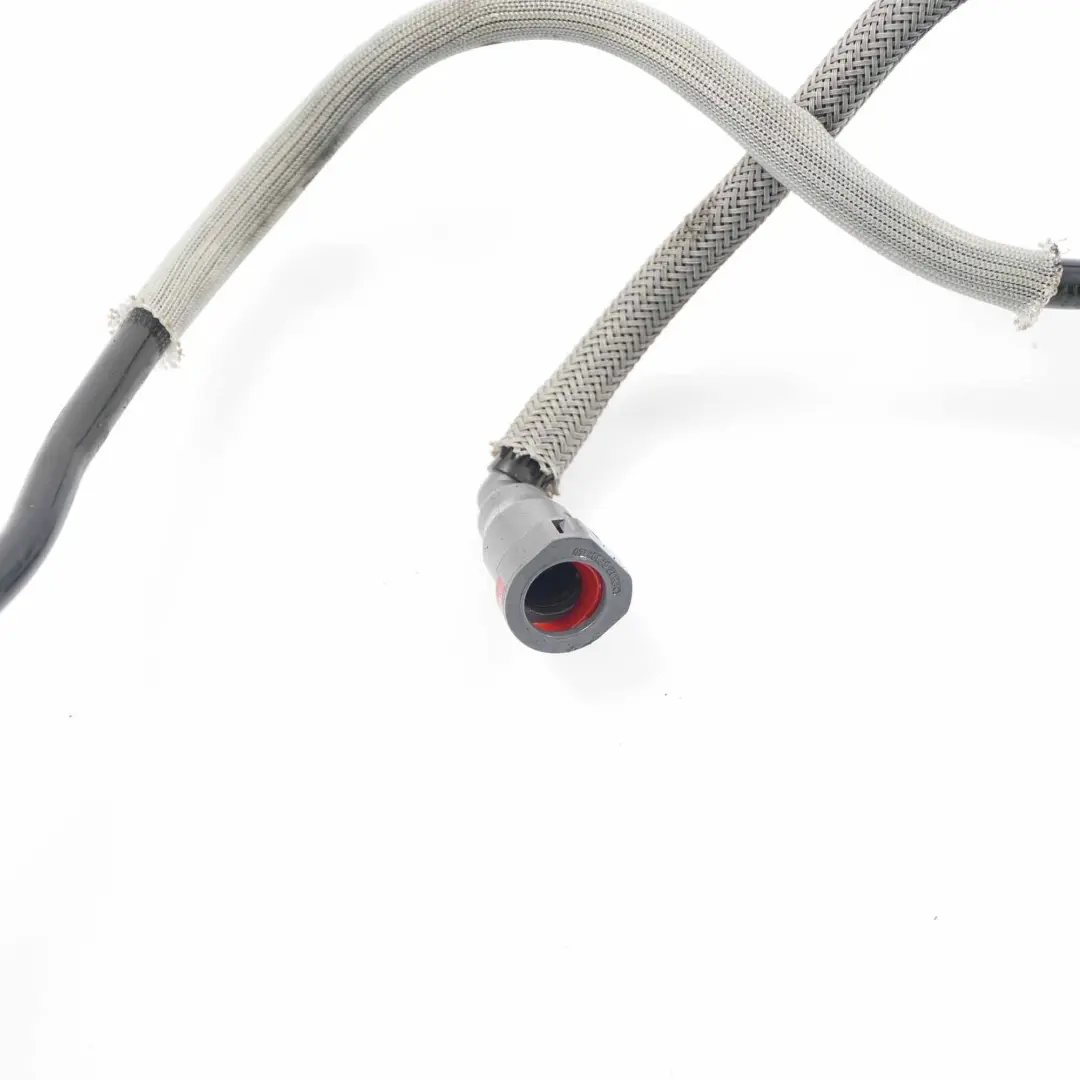 Hose Pipe to Fuel Line Renault Trafic II 2.0 DCI Diesel Fuel Line with Part number 8200950743 Fuel Line Renault Trafic II 2.0 DCI Diesel Fuel Line Hose Pipe - SKU 8200950743 - Part number 8200950743