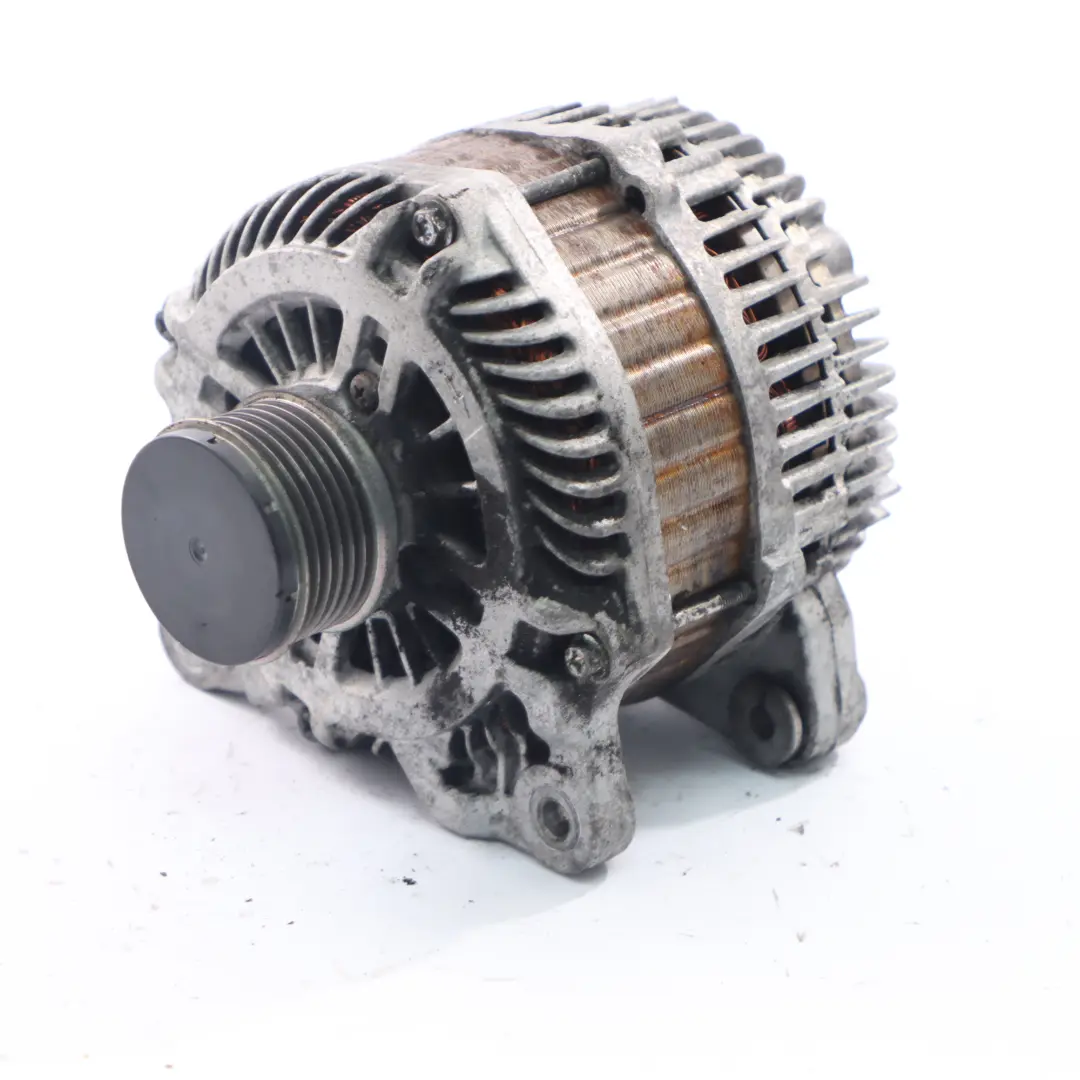 Alternator Generator 12V 120A to Renault Scenic III 1.5 Dci Engine with Part number 8200960533 Renault Scenic III 1.5 Dci Engine Alternator Generator 12V 120A - SKU 8200960533 - Part number 8200960533