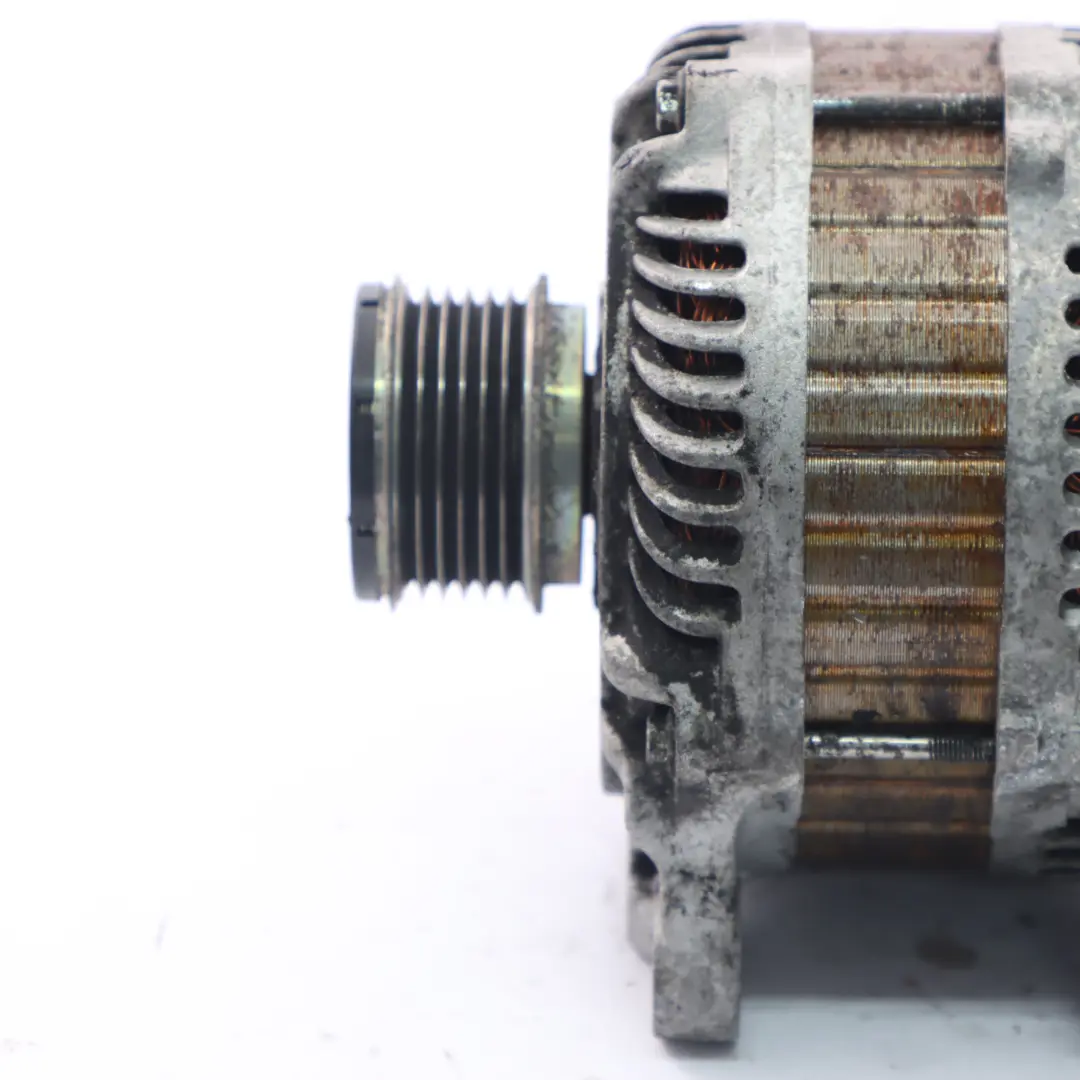 Moteur Alternateur Générateur 12V 120A pour Renault Scenic III 1.5 Dci à propos du numéro de pièce 8200960533 Renault Scenic III 1.5 Dci Moteur Alternateur Générateur 12V 120A - SKU 8200960533 - Numéro de pièce 8200960533