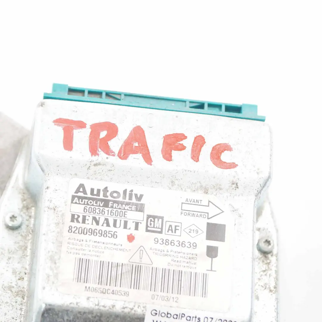 Modulo Airbag Unità di Controllo ECU Sensore per Renault Trafic II con numero di parte 8200969856 Renault Trafic II Modulo Airbag Unità di Controllo ECU Sensore - SKU 8200969856 - Numero di parte 8200969856