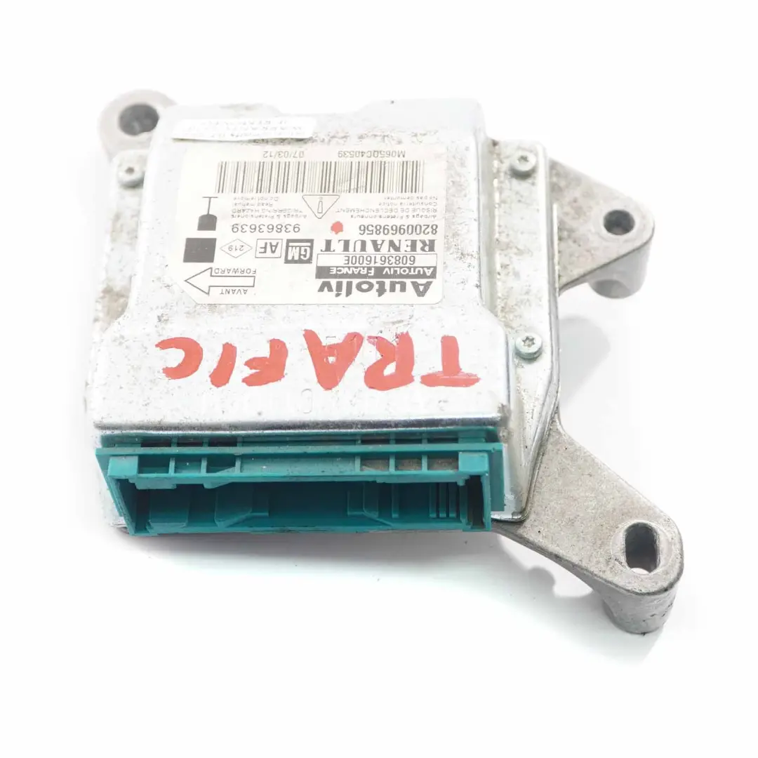 Renault Trafic II Unité de contrôle du module d'airbag ECU - SKU 8200969856 - Numéro de pièce 8200969856