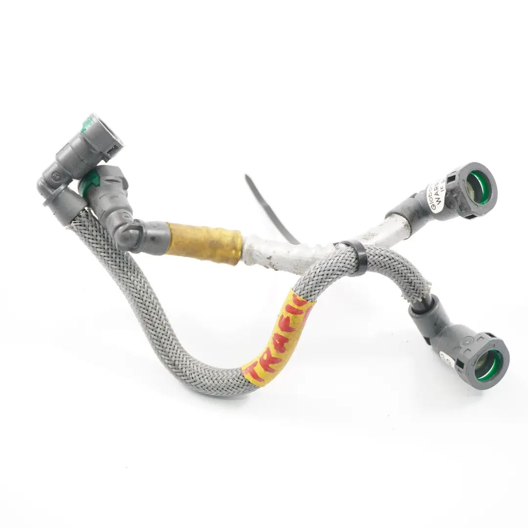 Tuyau d'alimentation en carburant pour Renault Trafic II Opel Vivaro A 2.0 DCI Diesel à propos du numéro de pièce 8200971654 Renault Trafic II Opel Vivaro A 2.0 DCI Diesel Tuyau d'alimentation en carburant - SKU 8200971654 - Numéro de pièce 8200971654