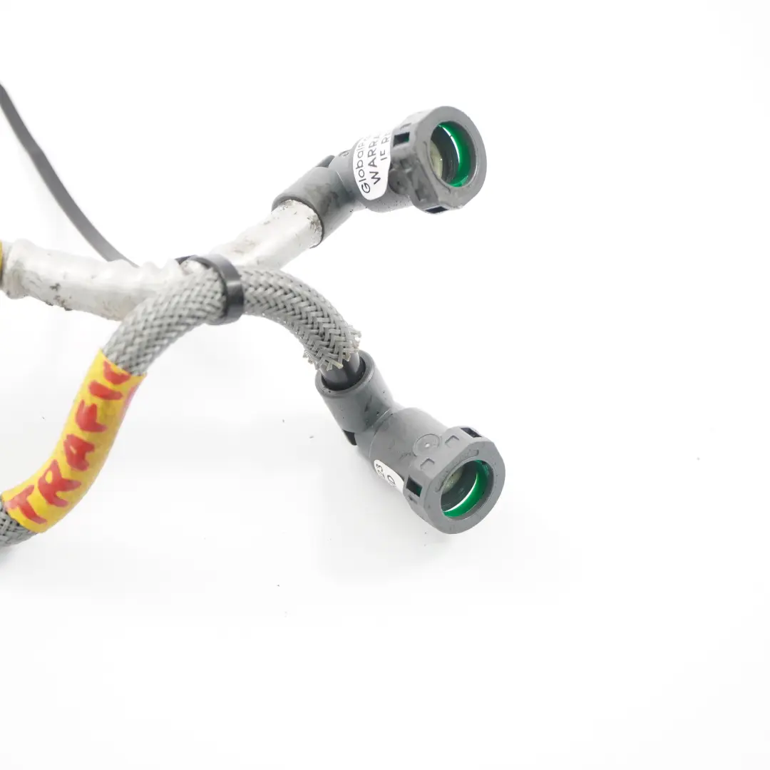 Tubo de combustible diesel para Renault Trafic II Opel Vivaro A 2.0 DCI con número de pieza 8200971654 Renault Trafic II Opel Vivaro A 2.0 DCI Tubo de combustible diesel - SKU 8200971654 - Número de pieza 8200971654