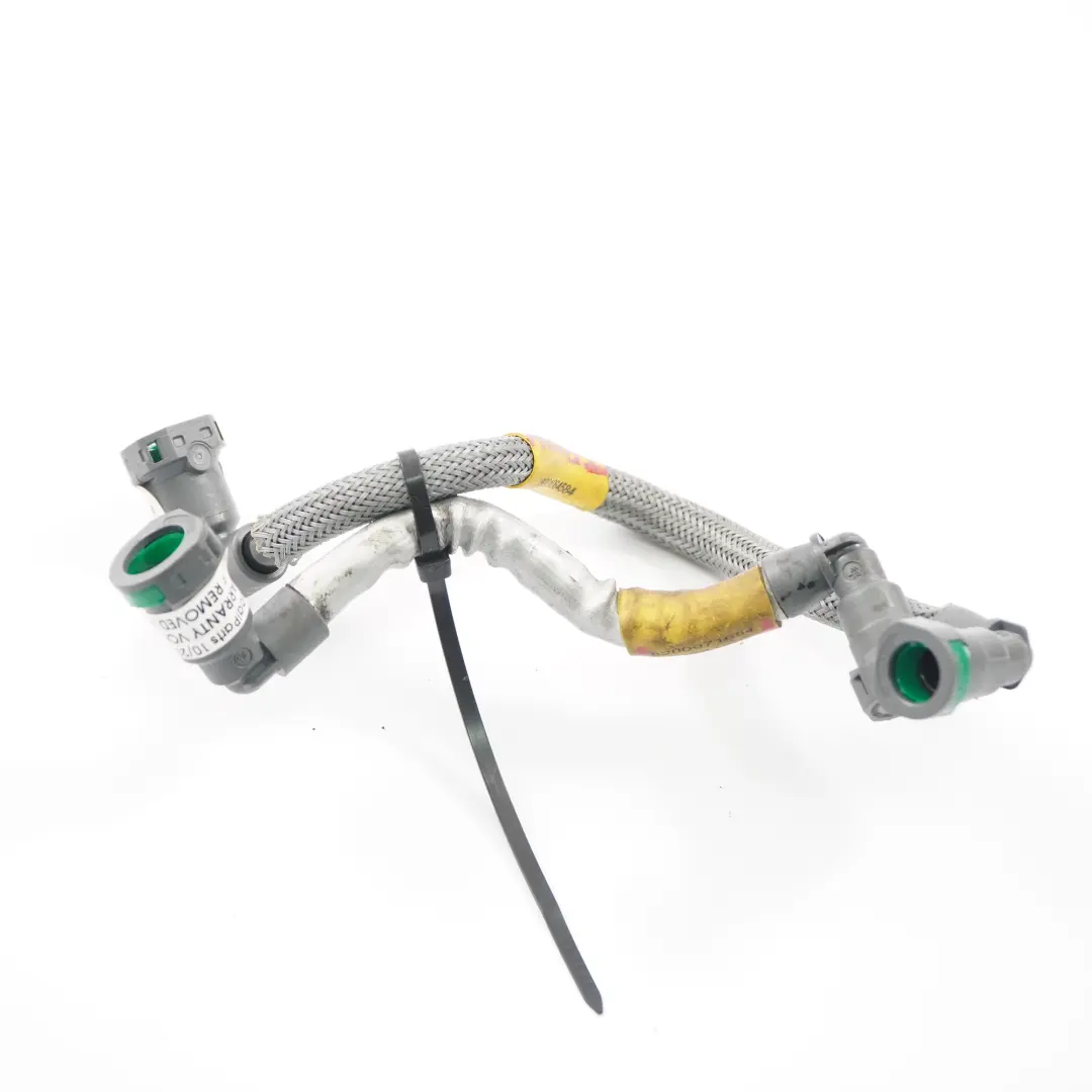 Tuyau d'alimentation en carburant pour Renault Trafic II Opel Vivaro A 2.0 DCI Diesel à propos du numéro de pièce 8200971654 Renault Trafic II Opel Vivaro A 2.0 DCI Diesel Tuyau d'alimentation en carburant - SKU 8200971654 - Numéro de pièce 8200971654