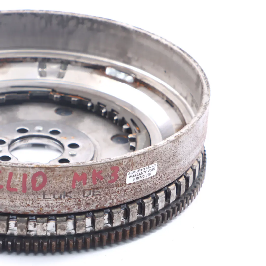 Dacia Duster 1.5 DCi Koło Zamachowe do Renault Clio IV Megane III o numerze 8200980981 Renault Clio IV Megane III Dacia Duster 1.5 DCi Koło Zamachowe - SKU 8200980981 - Numer Części 8200980981