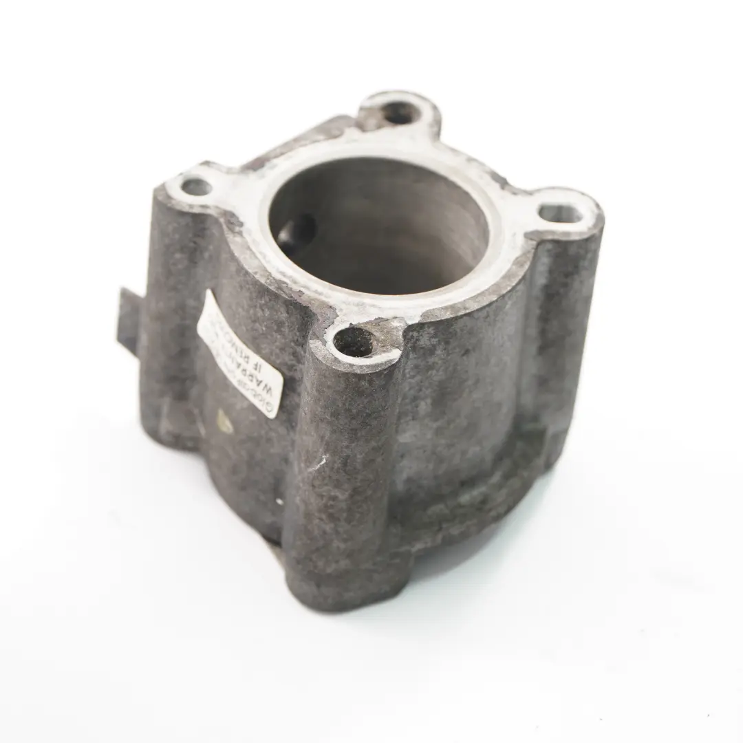 Flansch Ansaugrohr für Renault Trafic II Opel Vivaro A 2.0 DCI Diesel mit Teilenummer 8201001358 Renault Trafic II Opel Vivaro A 2.0 DCI Diesel Flansch Ansaugrohr - SKU 8201001358 - Teilenummer 8201001358