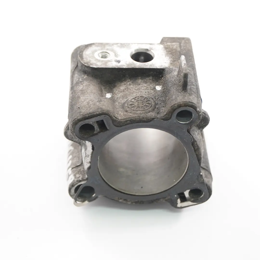 Brida Tubo de Aspiración para Renault Trafic II Opel Vivaro A 2.0 DCI con número de pieza 8201001358 Renault Trafic II Opel Vivaro A 2.0 DCI Brida Tubo de Aspiración - SKU 8201001358 - Número de pieza 8201001358