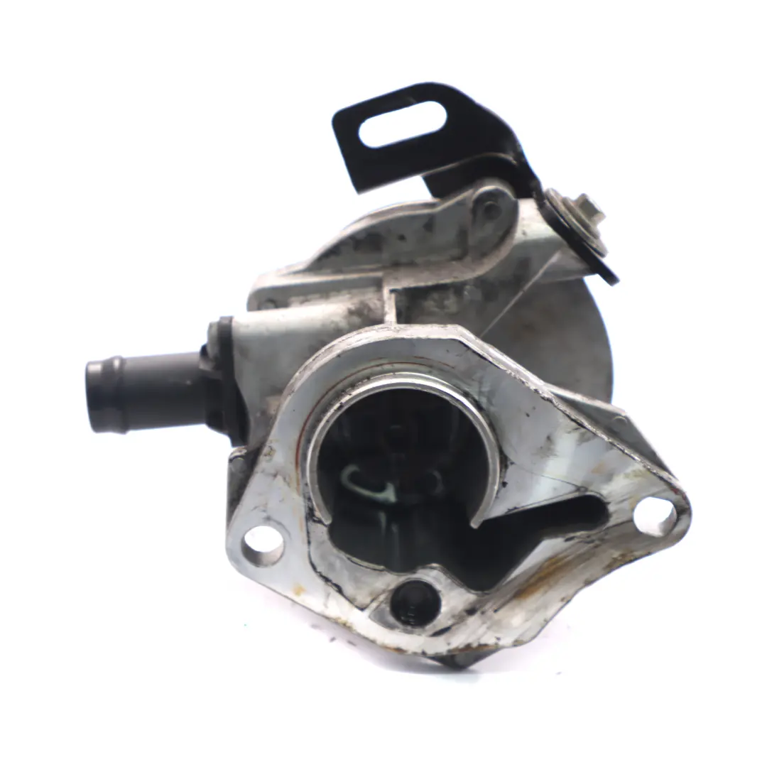 Pompa Vacum Podciśnienia do Renault Scenic III Megane III 1.5 DCi o numerze 8201005306 Renault Scenic III Megane III 1.5 DCi Pompa Vacum Podciśnienia - SKU 8201005306 - Numer Części 8201005306