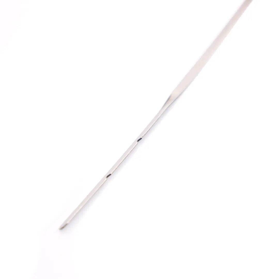Guide Tube Oil Level Dipstick to Renault Master III 2.3 DCI Diesel with Part number 8201026919 Renault Master III 2.3 DCI Diesel Guide Tube Oil Level Dipstick - SKU 8201026919 - Part number 8201026919