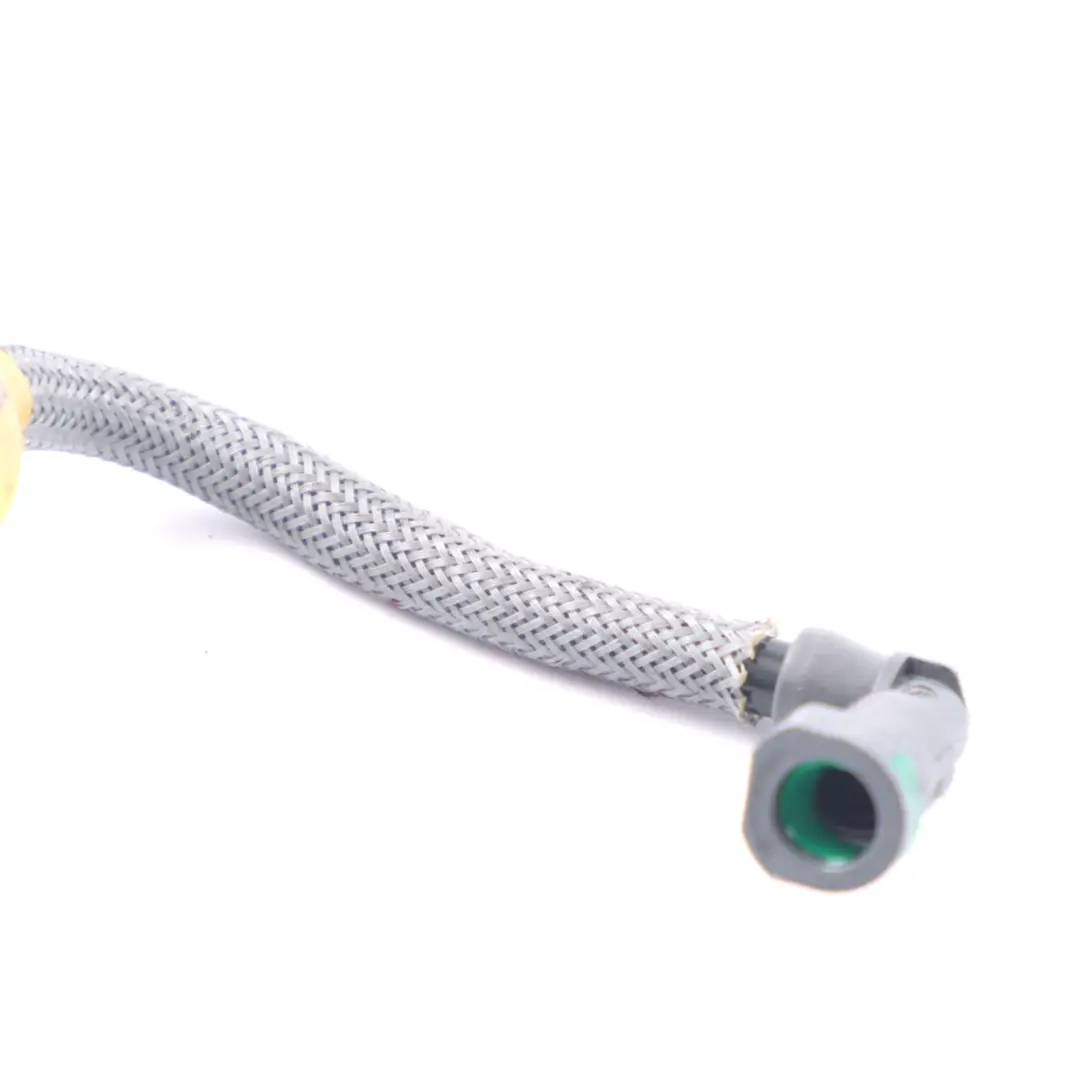 Tubería de combustible para Renault Master III Opel Movano B 2.3 DCI con número de pieza 8201064584 Renault Master III Opel Movano B 2.3 DCI Tubería de combustible - SKU 8201064584 - Número de pieza 8201064584