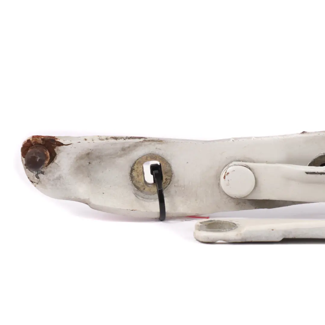 Boulon de réglage de charnière de capot droit pour BMW E38 à propos du numéro de pièce 8203272 BMW E38 Boulon de réglage de charnière de capot droit - SKU 8203272 - Numéro de pièce 8203272