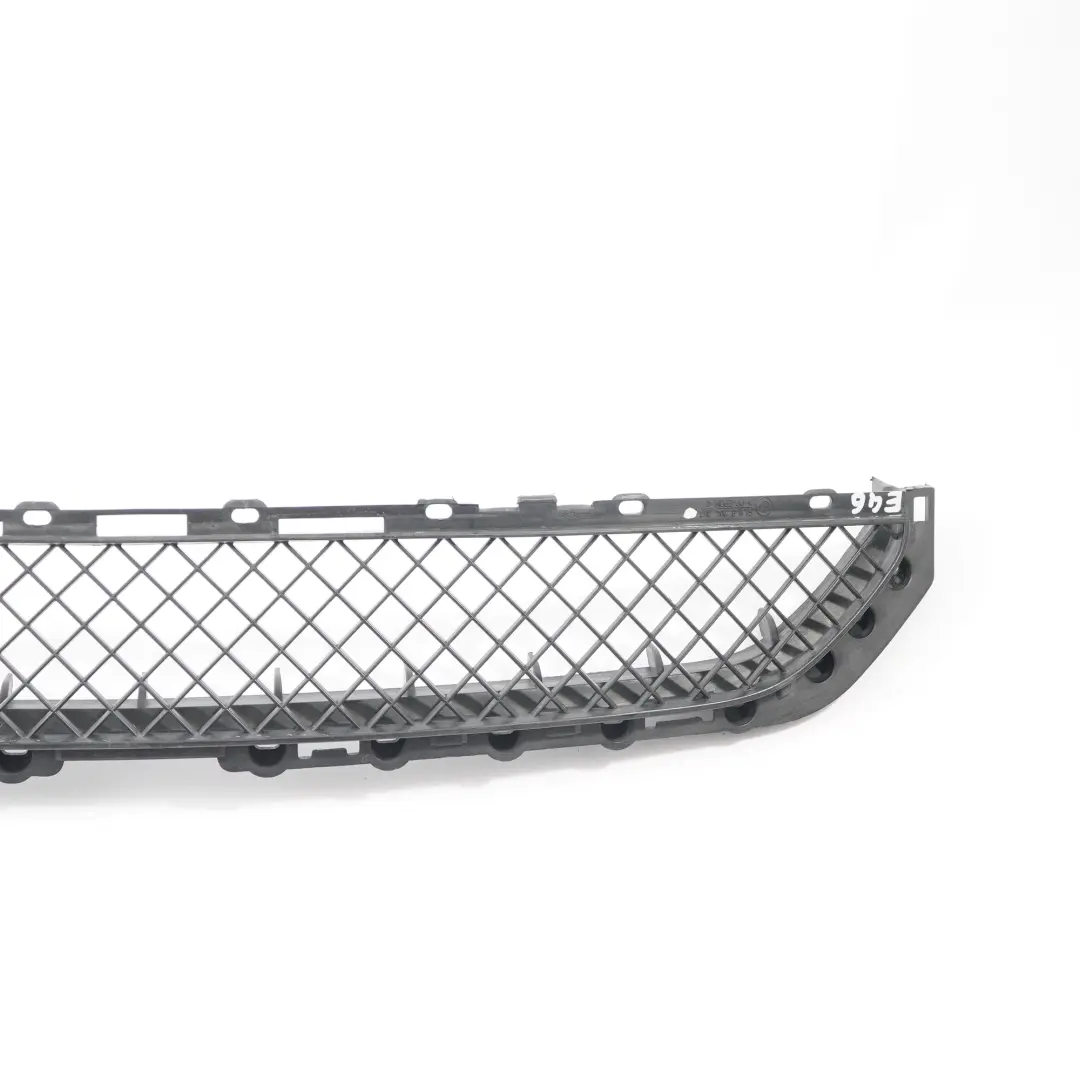 Grille de pare-chocs avant Grille Centrale Panneau d'habillage pour BMW E46 à propos du numéro de pièce 8204363 BMW E46 Grille de pare-chocs avant Grille Centrale Panneau d'habillage - SKU 8204363 - Numéro de pièce 8204363
