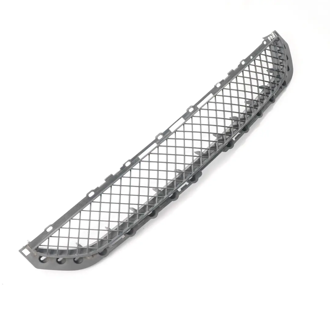 Grille de pare-chocs avant Grille Centrale Panneau d'habillage pour BMW E46 à propos du numéro de pièce 8204363 BMW E46 Grille de pare-chocs avant Grille Centrale Panneau d'habillage - SKU 8204363 - Numéro de pièce 8204363