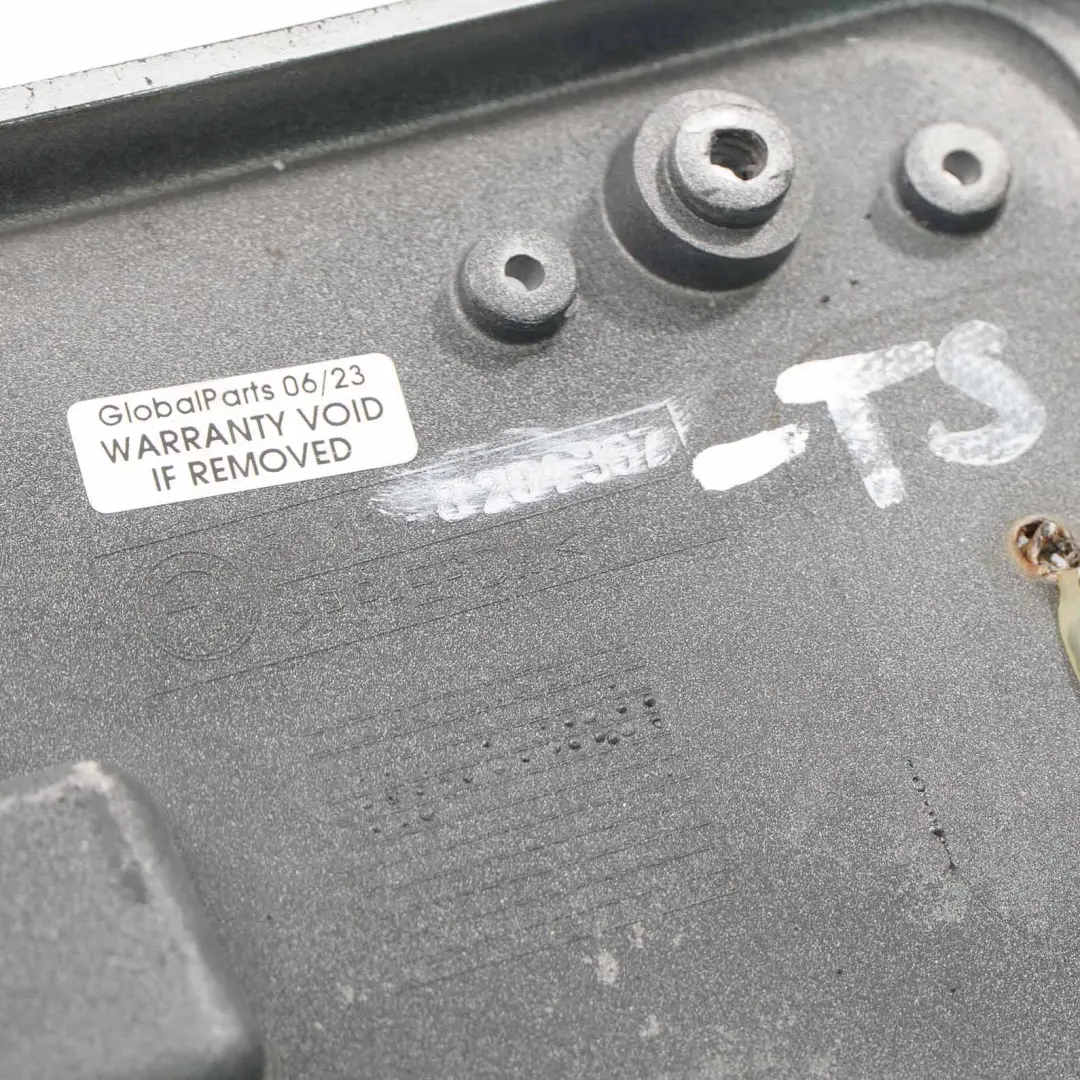 BMW E46 Coupe Cabrio Vorne Stossfänger Kennzeichenhalter Abdeckung Titansilber - SKU 8204367-TS - Teilenummer 8204367