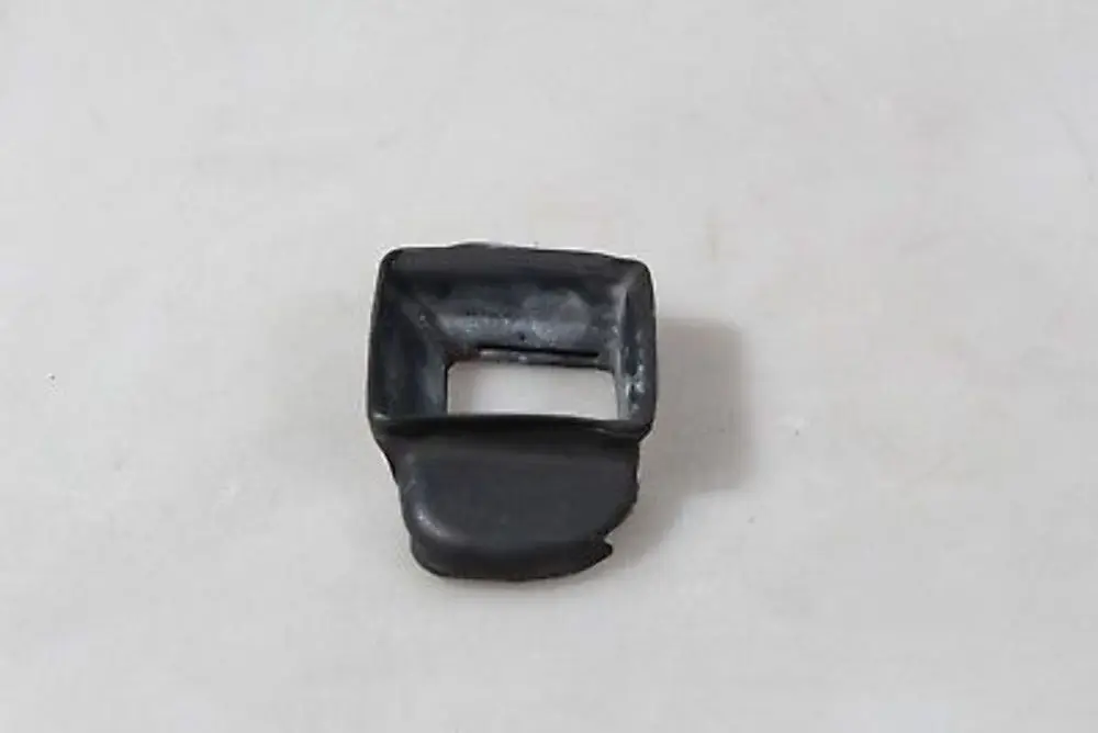 Junta Puerta Delantera Freno para BMW X3 E46 E83 LCI con número de pieza 8208647 BMW X3 E46 E83 LCI Junta Puerta Delantera Freno - SKU 8208647 - Número de pieza 8208647