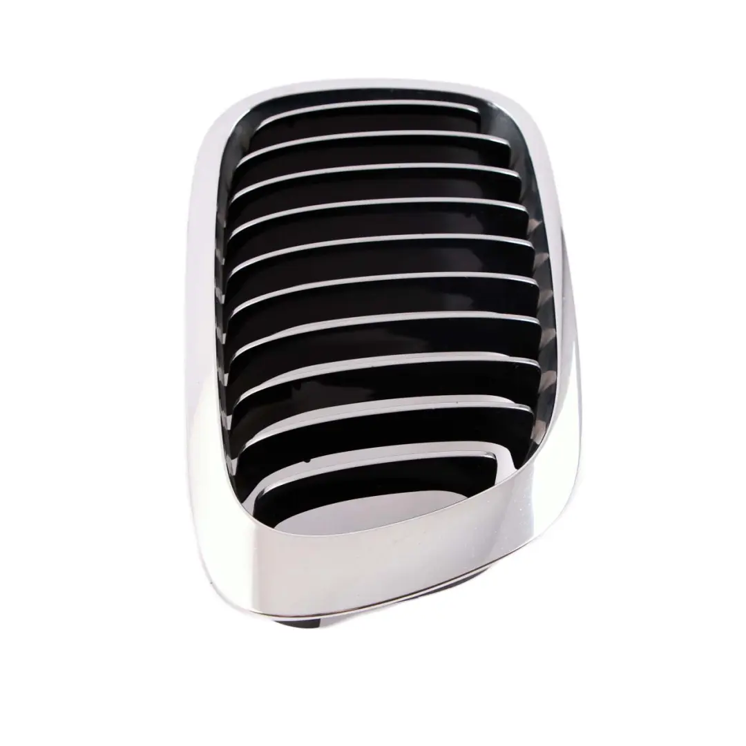 BMW E46 Convertible Coupé Frame Front Right O/S Cover Chrome - SKU 8208686 - Part number 8208686