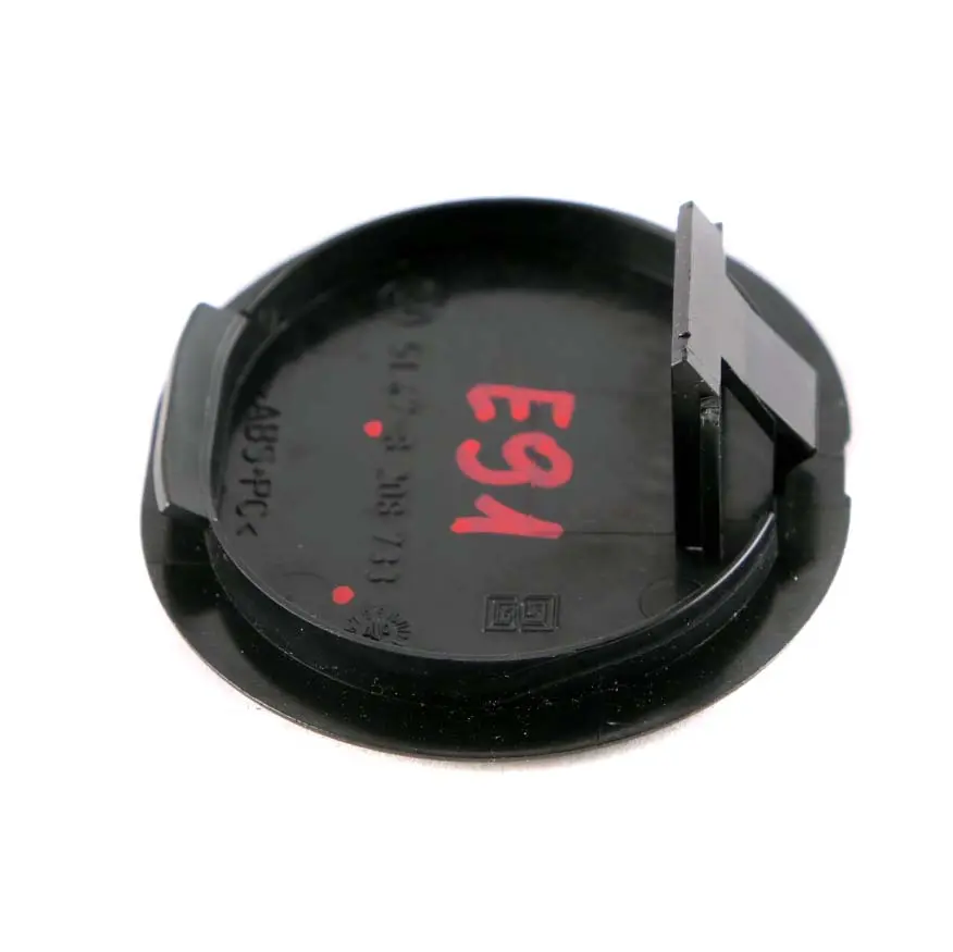 Trunk Boot Floor Isofix Cover Flap Black to BMW 3 5 Series E61 E91 Rear with Part number 8208733 BMW 3 5 Series E61 E91 Rear Trunk Boot Floor Isofix Cover Flap Black - SKU 8208733 - Part number 8208733