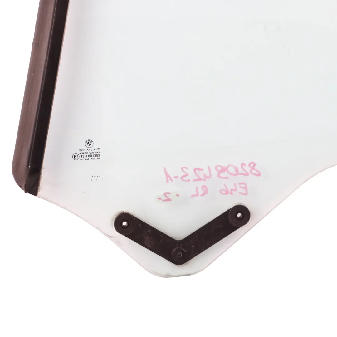 Vitre Latérale Arrière Gauche Verte AS2 pour BMW E46 Cabriolet à propos du numéro de pièce 8209423 BMW E46 Cabriolet Vitre Latérale Arrière Gauche Verte AS2 - SKU 8209423-1 - Numéro de pièce 8209423