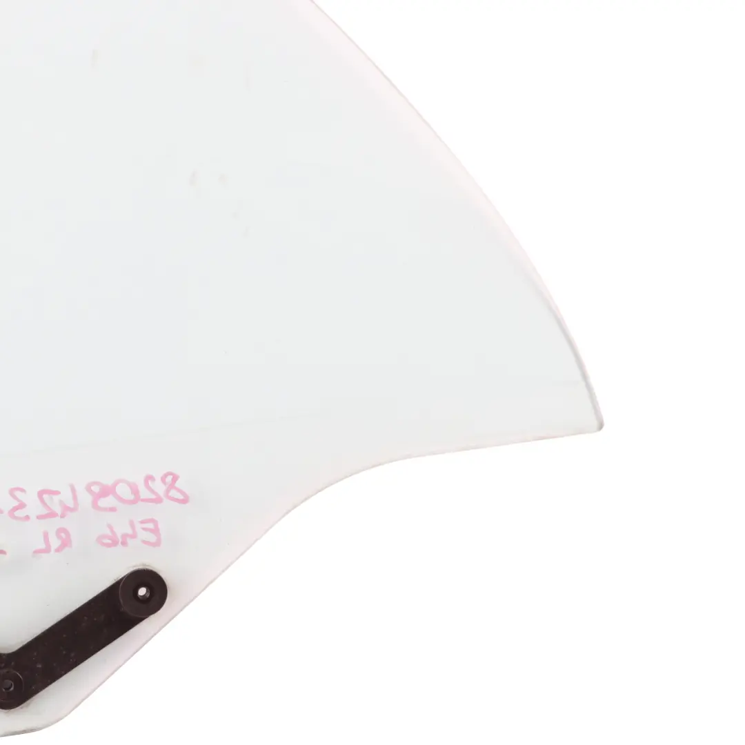 Trasero Ventana Cuarto Vidrio Verde Izquierda AS2 para BMW E46 Convertible con número de pieza 8209423 BMW E46 Convertible Trasero Ventana Cuarto Vidrio Verde Izquierda AS2 - SKU 8209423-1 - Número de pieza 8209423