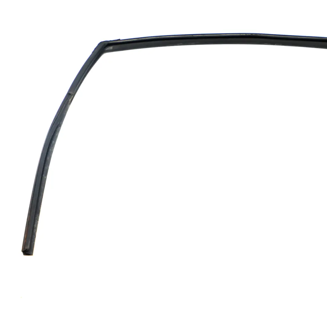 Window Gasket Seal Door Front Left N/S Guide to Kia Ceed with Part number 821101H000EQ Kia Ceed Window Gasket Seal Door Front Left N/S Guide - SKU 821101H000EQ - Part number 821101H000EQ