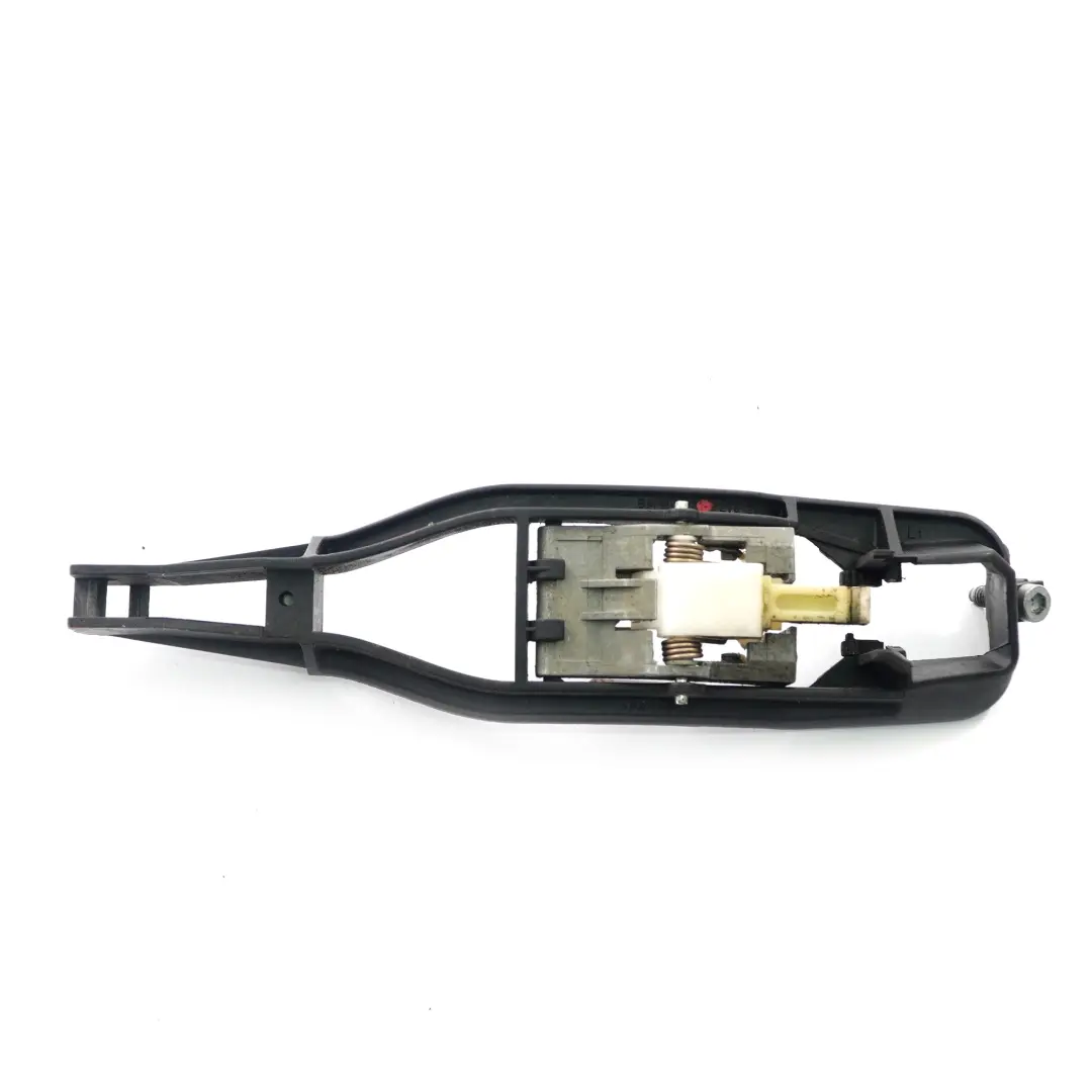 Maniglia base porta anteriore posteriore sinistra staffa presa per BMW E46 con numero di parte 8216121 BMW E46 Maniglia base porta anteriore posteriore sinistra staffa presa - SKU 8216121 - Numero di parte 8216121