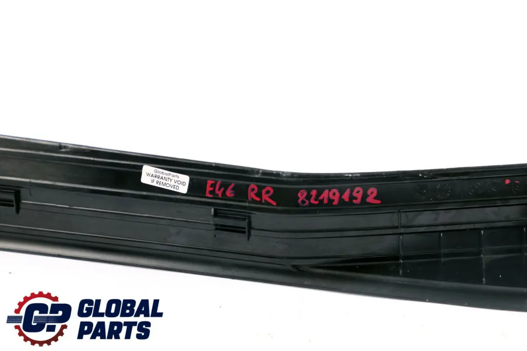 BMW E46 Tapa Tira Entrada Trasera Derecha Negro 8196132 - SKU 8219192 - Número de pieza 8219192