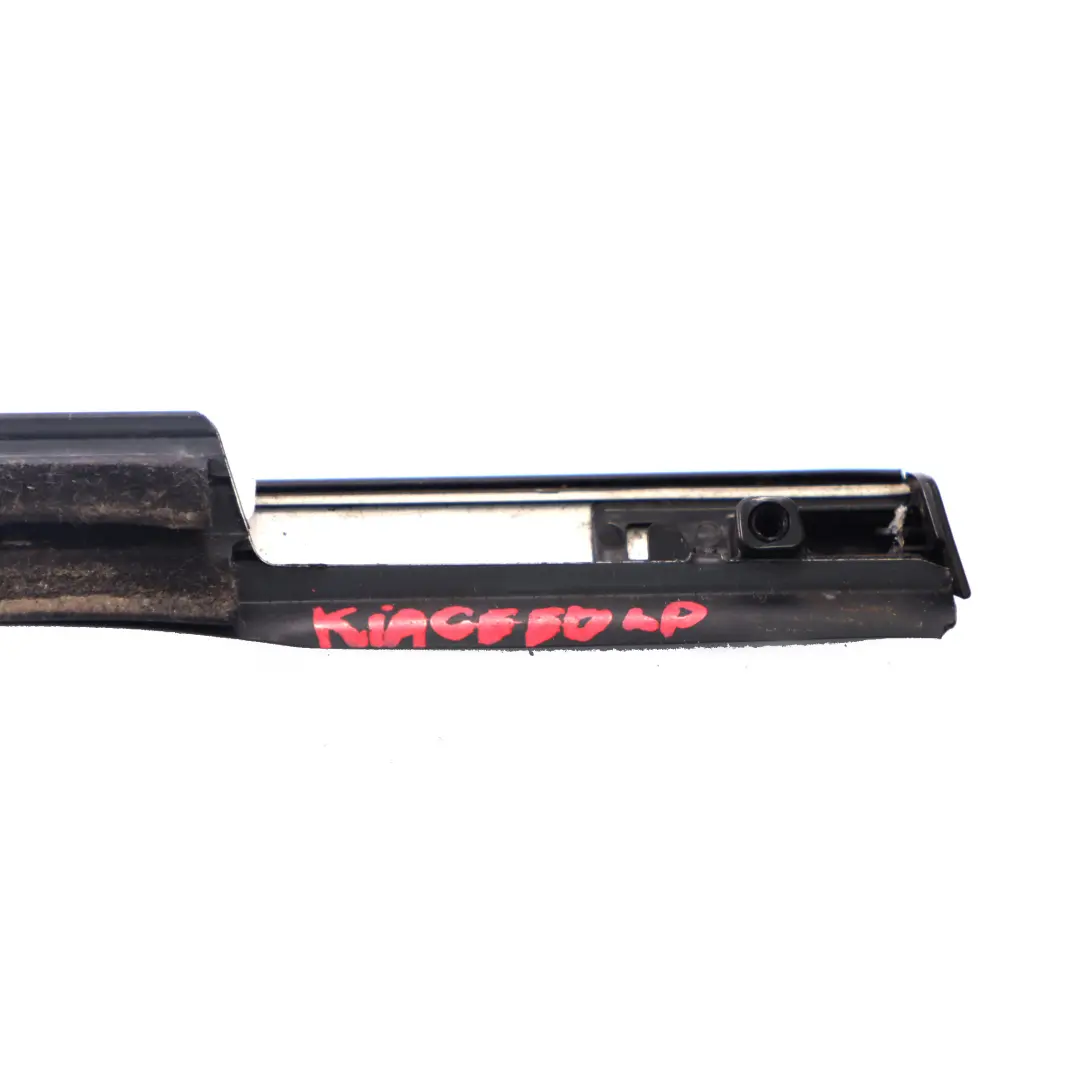 Kia Ceed Door Window Strip Trim Front Left N/S Weatherstrip - SKU 82220 1H000 - Part number 82220 1H000