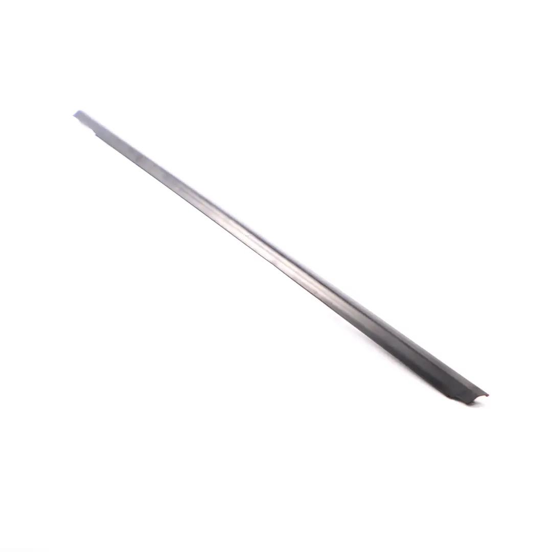 Listwa Uszczelka Szyby Drzwi Przednia Lewa do Kia Ceed o numerze 82220 1H000 Kia Ceed Listwa Uszczelka Szyby Drzwi Przednia Lewa - SKU 82220 1H000 - Numer Części 82220 1H000