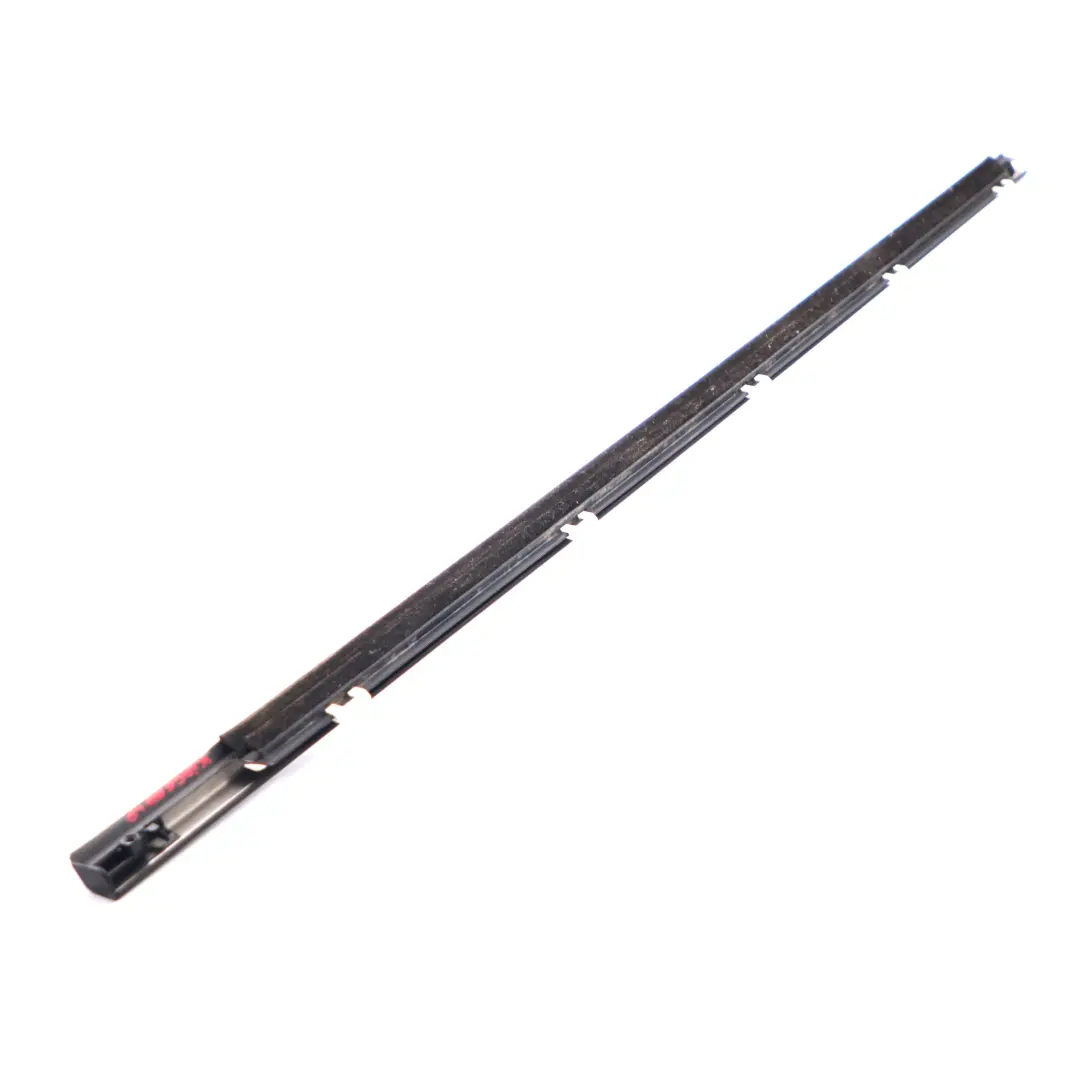 Kia Ceed Porte Vitrine Garniture Avant Gauche Joint d'Etanchéité - SKU 82220 1H000 - Numéro de pièce 82220 1H000