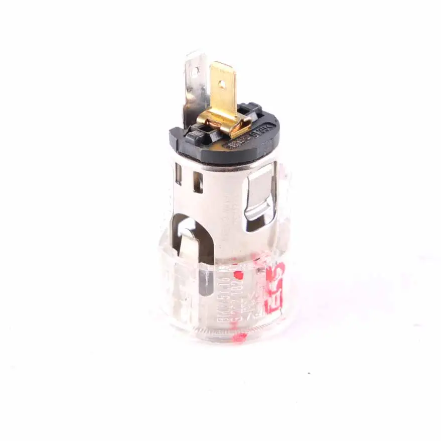 BMW E81 E87 E60 E61 F10 F20 F30 Presa accendisigari - SKU 8222182 - Numero di parte 8222182