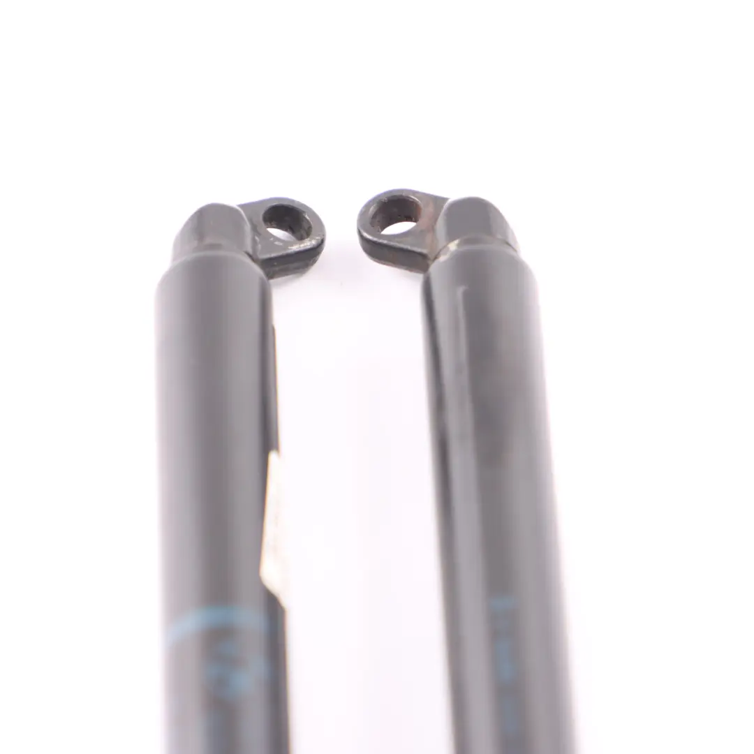 Molla BMW E39 Coperchio del bagagliaio a gas pressurizzato Set 520N per con numero di parte 8222913 Molla BMW E39 Coperchio del bagagliaio a gas pressurizzato Set 520N - SKU 8222913 - Numero di parte 8222913