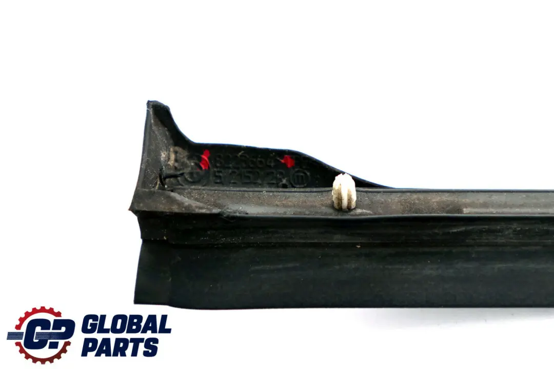 Gasket Door Joint Top Front Right O/S Seal Sealing to BMW E65 E66 E67 with Part number 8223664 BMW E65 E66 E67 Gasket Door Joint Top Front Right O/S Seal Sealing - SKU 8223664 - Part number 8223664
